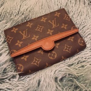 Louis Vuitton Belt Fanny Bag Clutch